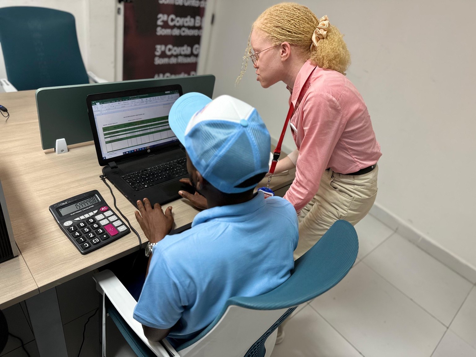 Aprendizagem prática de Contabilidade na E.I.S.
